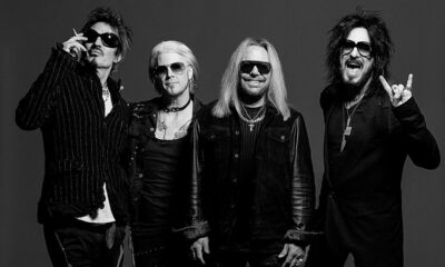 foto dei motley crue con la nuova formazione con john 5