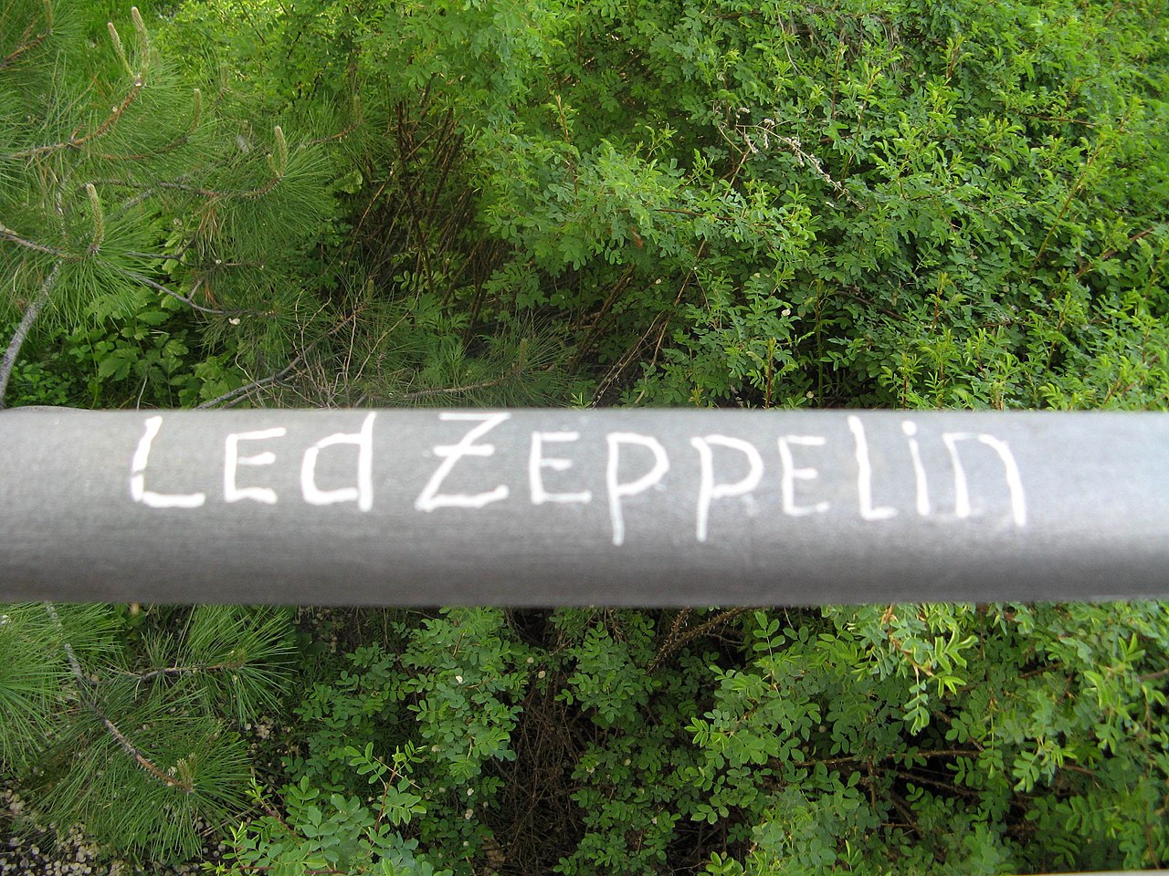 Led Zeppelin thanks to https://commons.wikimedia.org/wiki/File:2012_%D0%9A%D0%BE%D0%BA-%D0%A2%D0%BE%D0%B1%D0%B5_09.jpg#filelinks